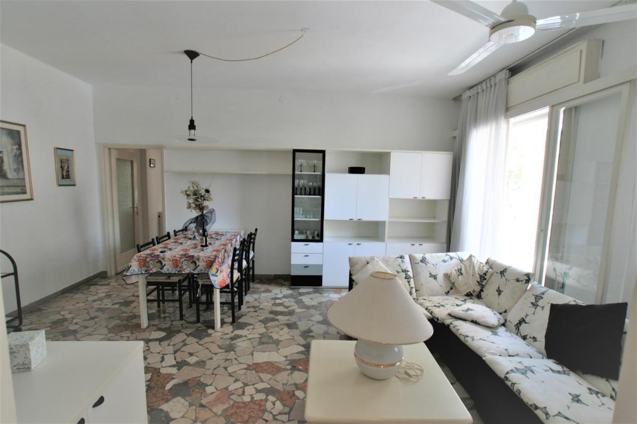 Apartamento Flavia Lido di Jesolo Exterior foto